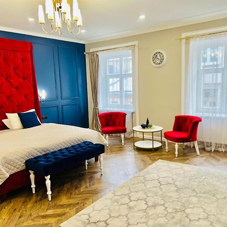 Delux Apartment In Lviv Eksteriør billede